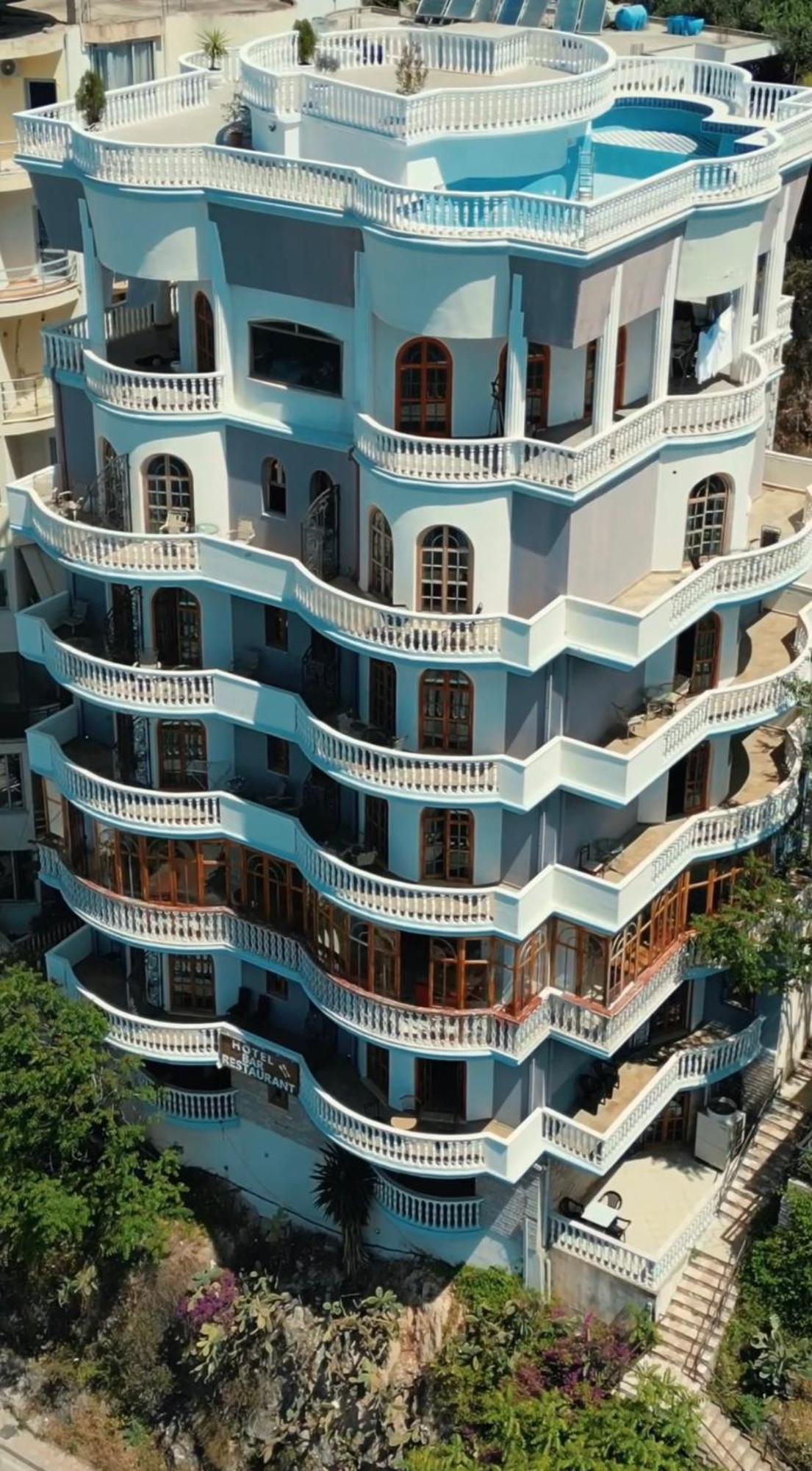 Monte Cristo Hotel With Rooftop Pool Саранда Экстерьер фото